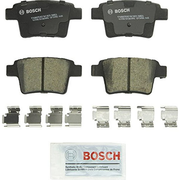 Front Rear Ceramic Brake Pad Set for Taurus Sable Montego Five Hundred